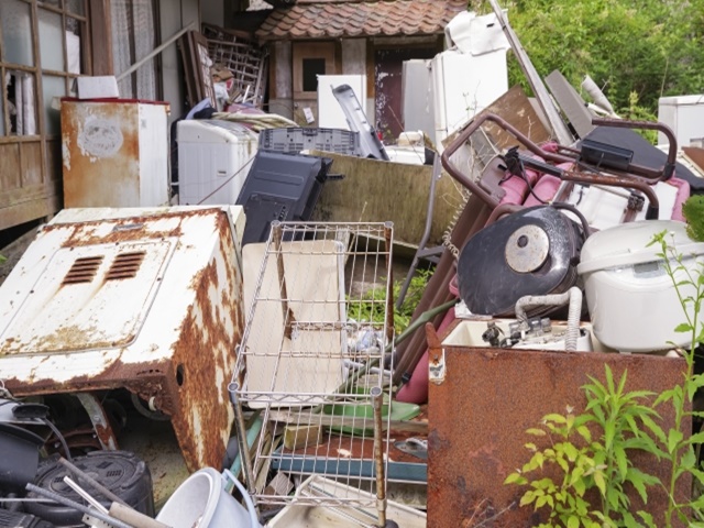 ごみ屋敷
