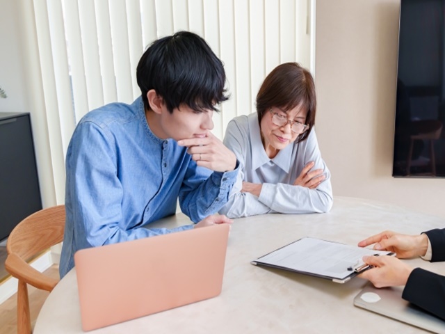 専門家に相談
